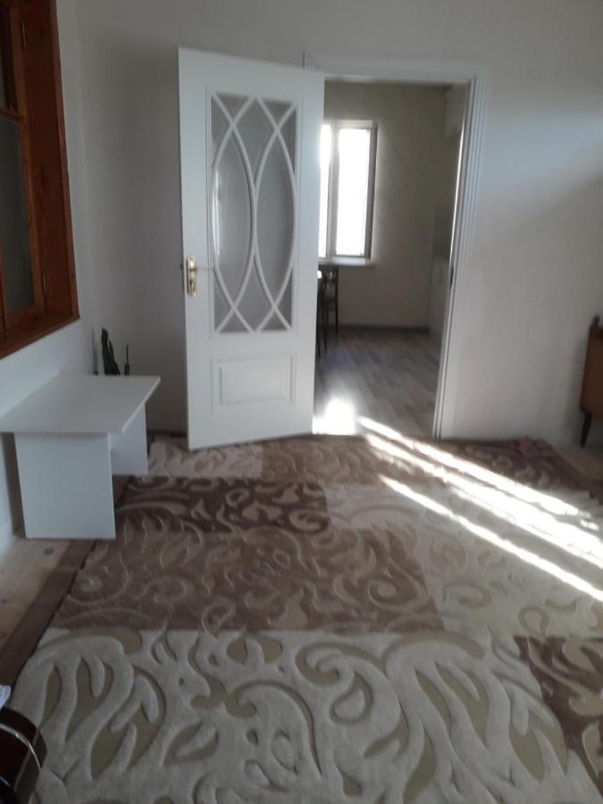 Apartment At Narimanov 151 Ganja Extérieur photo